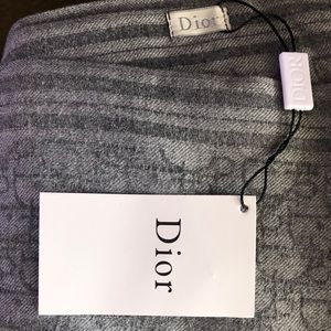 Dior grey scarf